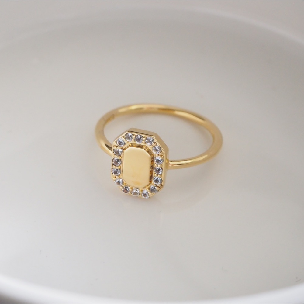 Elizabeth & James Ring